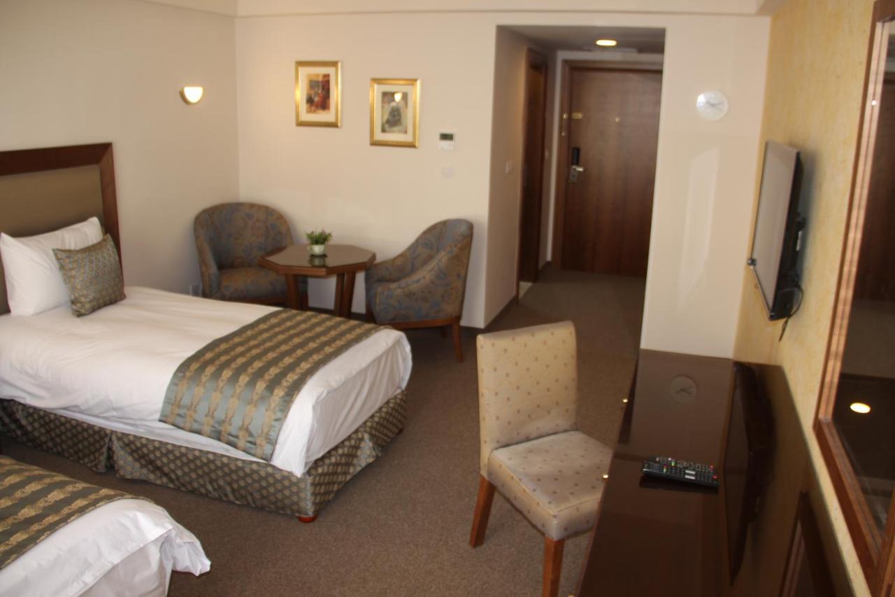 Saray Hotel Amman Exterior foto